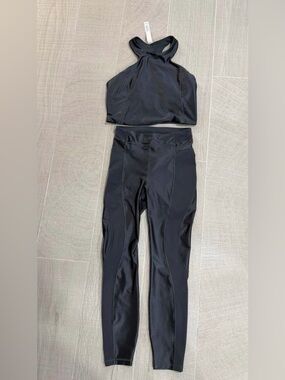 Lululemon Satin Shine Panelled High-Rise Tight and High-Neck Crop Top Set